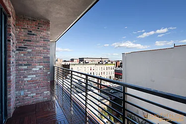 Rented by aptsandlofts.com