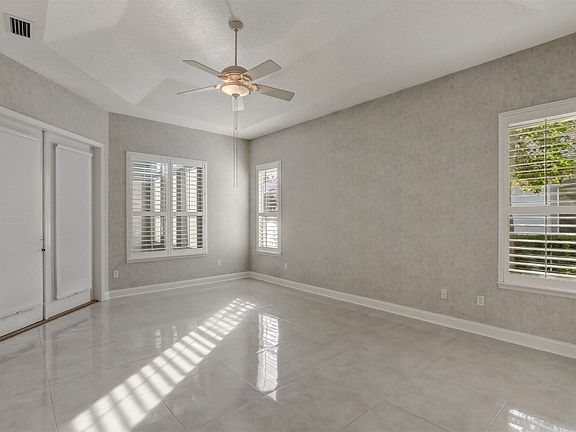 4th image of 562 Santa Maria Dr
