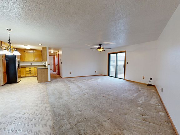5th image of 1980 Meadowlark Ln APT 302