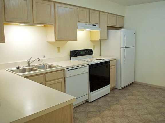 4th image of 1820 Whippoorwill Ln