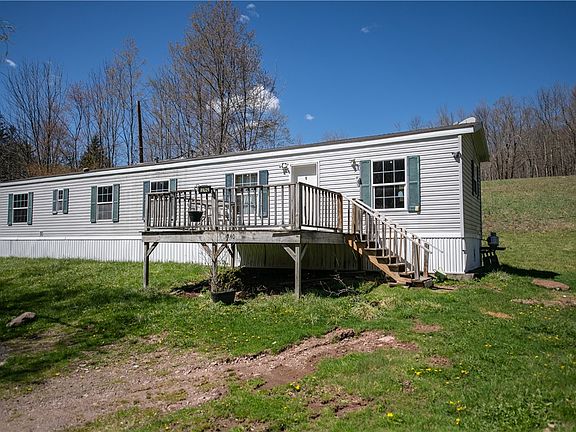 3rd image of 1240 Canada Hollow Rd