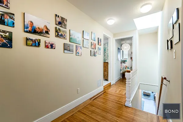 Rented by Bond New York | media 34