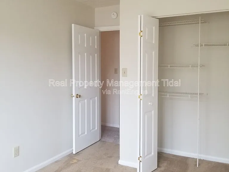 467 Springmont Ct — Photo 14