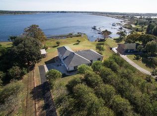 15734 Dora Ave, Tavares, FL 32778