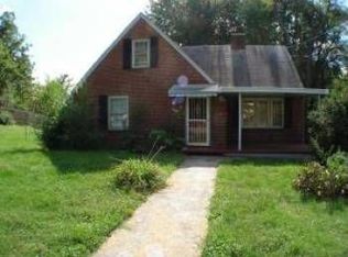 2604 Hillcrest Ave NW, Roanoke, VA 24012