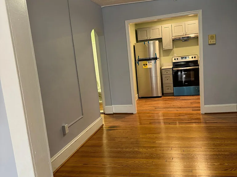 8104 Main St #2 — Photo 7