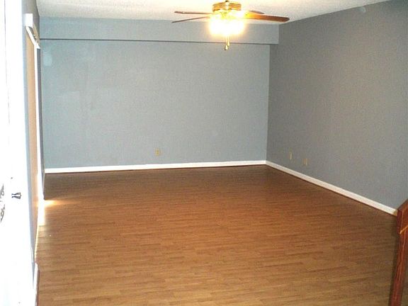 4th image of 9882 NW 6th Court #9882