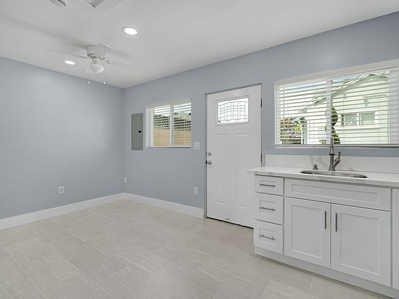 4th image of 9328A Firebird Ave #A