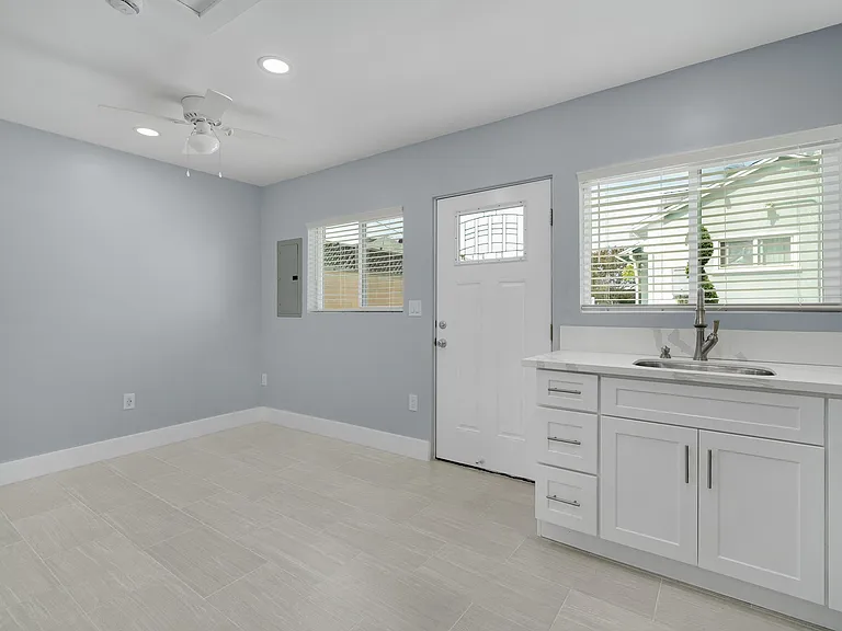 9328A Firebird Ave #A — Photo 4