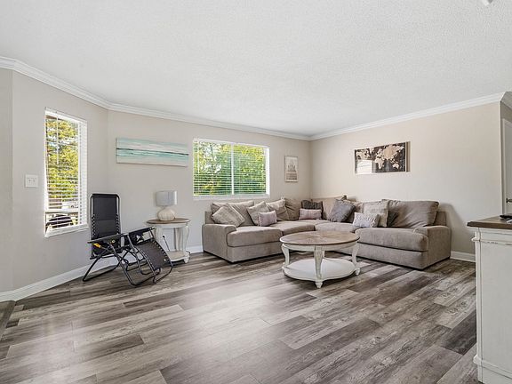 4th image of 2000 Greens Blvd. #40-C