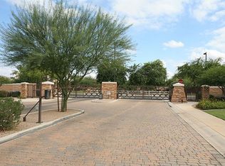 4141 E Aquarius Pl, Chandler, AZ 85249