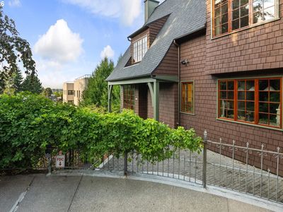 2535 NW Westover Rd #5, Portland, OR, 97210
