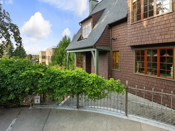 2535 NW Westover Rd #5, Portland, OR 97210