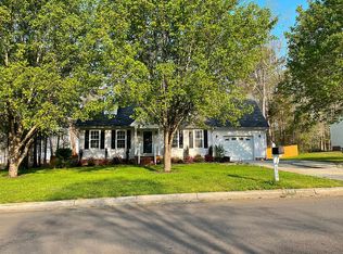5700 Stardust Dr, Durham, NC 27712