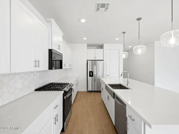 17773 W ILLINI Street, Goodyear, AZ 85338