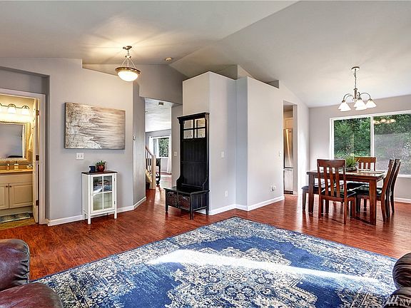 Another view from the living room so see how the house flows, what a great and easily accessible and flowing floor plan.