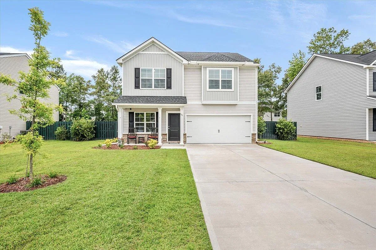 283 Excel Drive — Photo 1