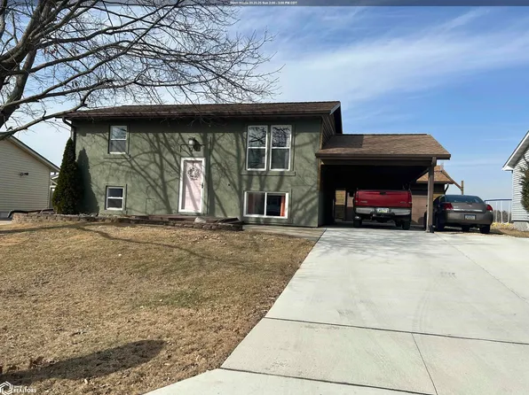 1217 Larkfield Ct, Marshalltown, IA 50158