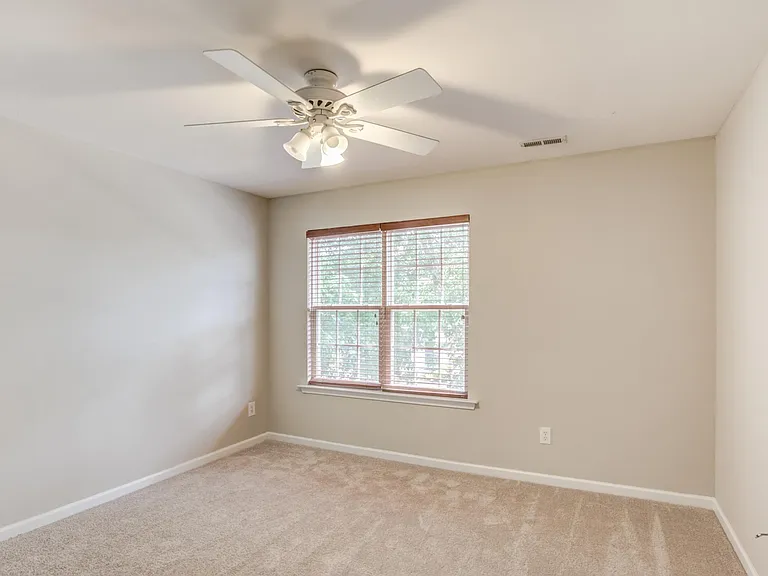 8221 Belneath Ct — Photo 16