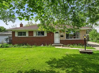 13800 Irvington Dr, Warren, MI 48088