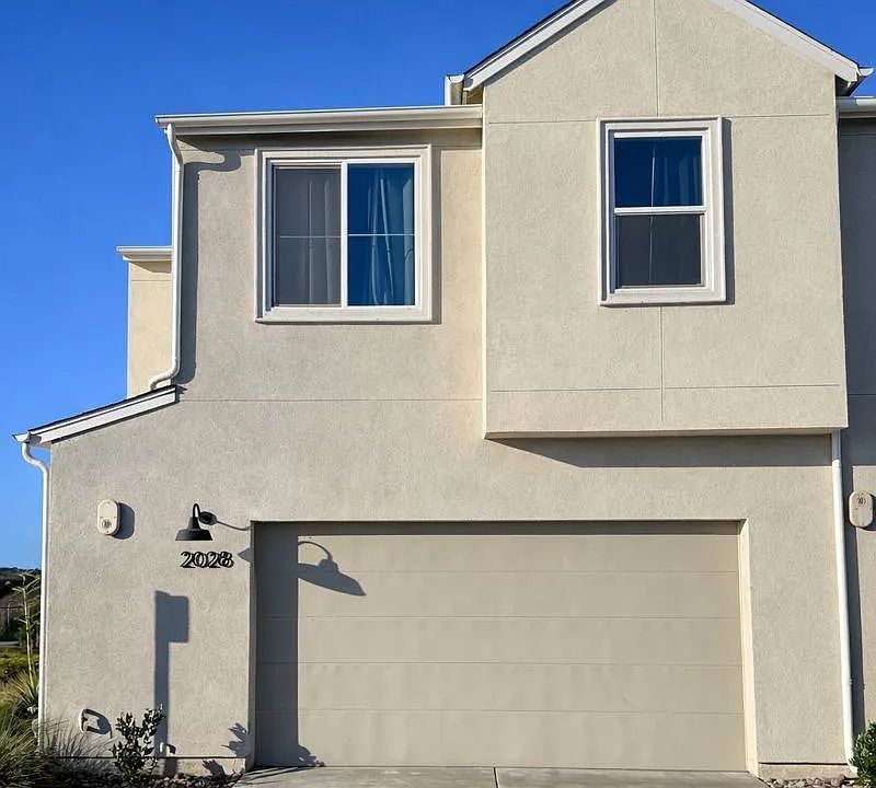 2nd image of 2028 Bluestone Cir