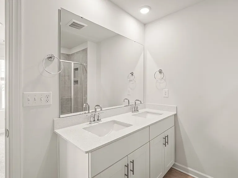 7136 Bryce Ave — Photo 17