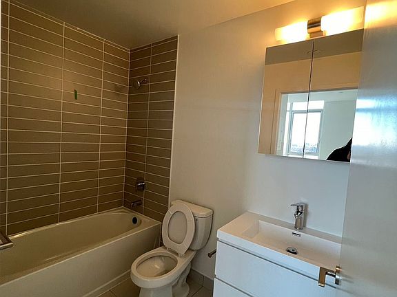 5th image of 8119 Birchmount Rd #1426