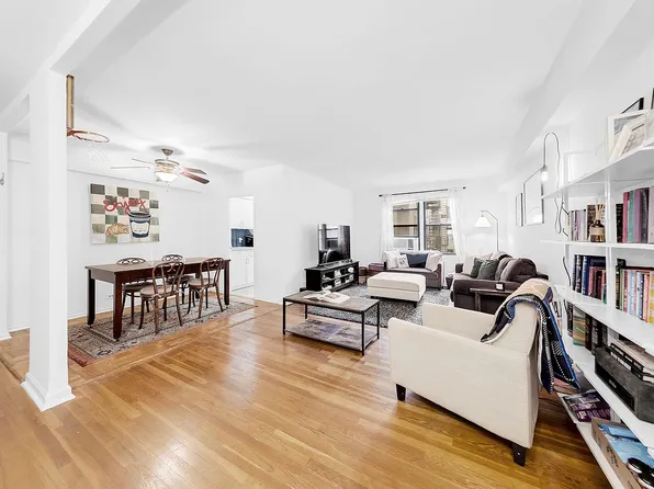 54 E 8th St #3S, New York, NY 10003