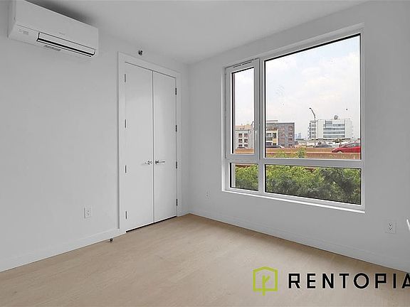 5th image of 280 Meeker Ave #710