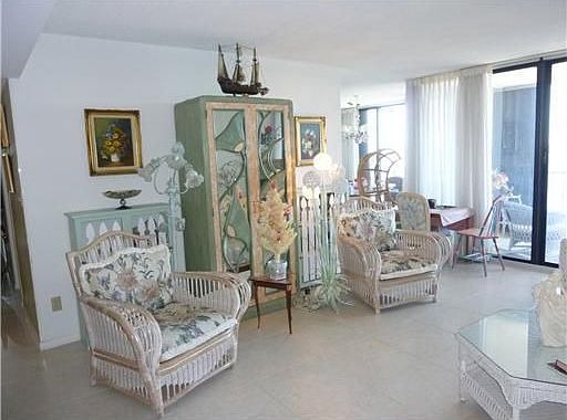 5th image of 126 Lakeshore Dr #5260