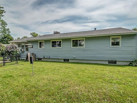 4th image of 213 Crestview Dr