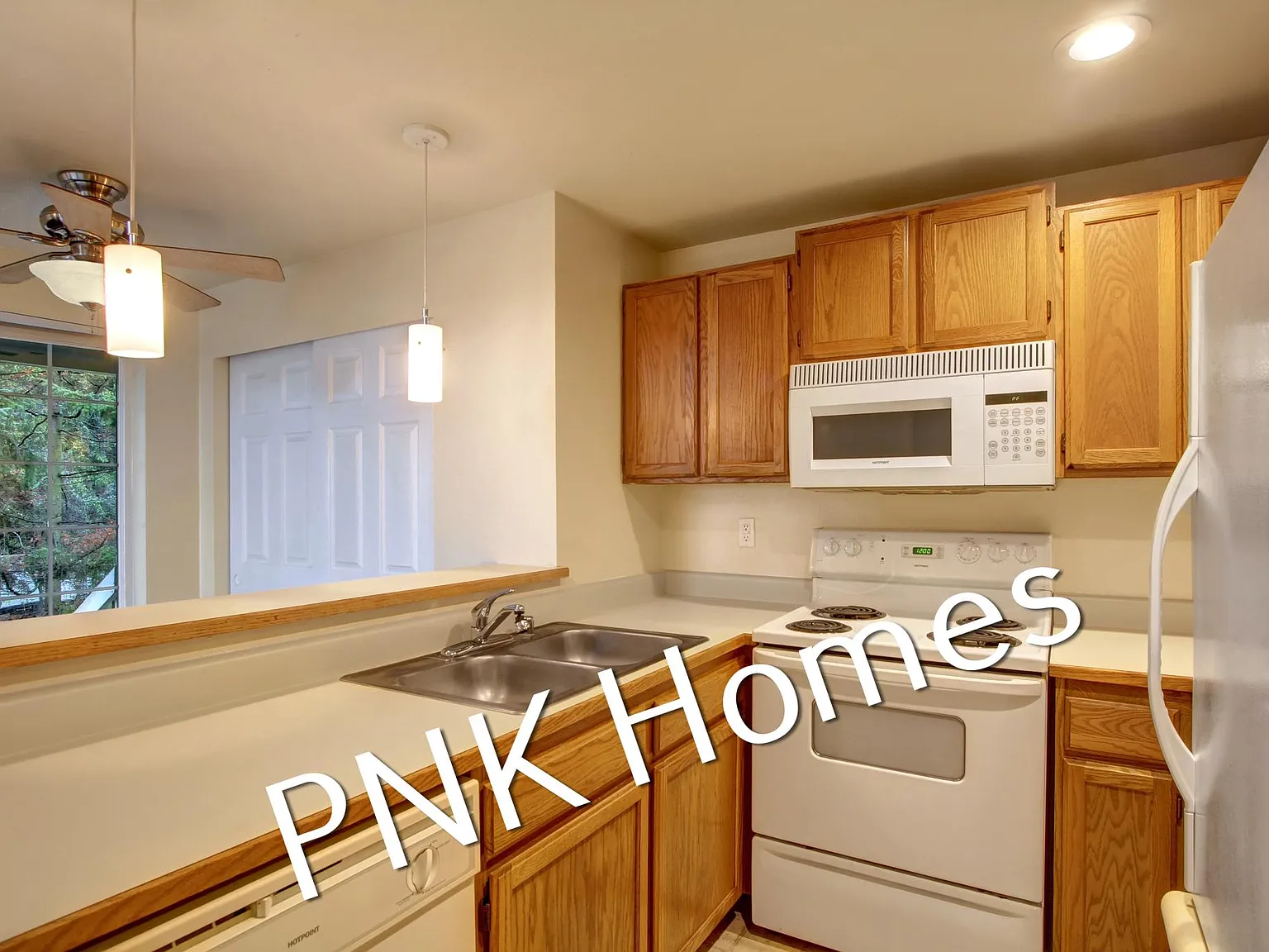 2 bed, 700 sqft, $1,650 — Photo 3
