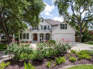 202 Tuttle Rd, Terrell Hills, TX 78209