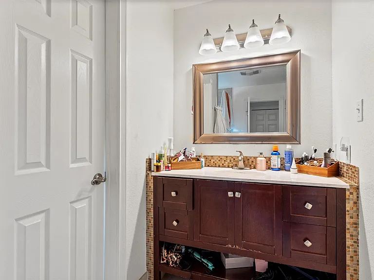 15101 Mettle Dr — Photo 12