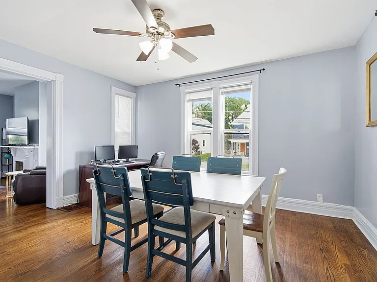 6125 Clephane Ave — Photo 4
