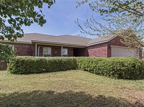 193 Orchard Dr, Gentry, AR 72734