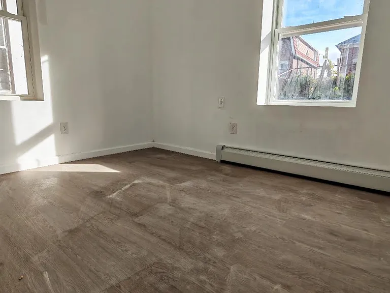 3321 97th St #2 — Photo 12