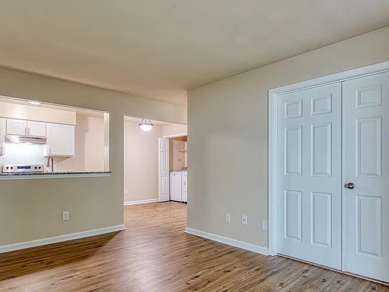Summer Station Apartments Where Comfort Meets Coastal Living — Photo 65