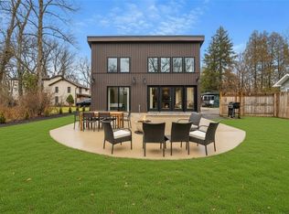 5112 Creek Rd, Schnecksville, PA 18078