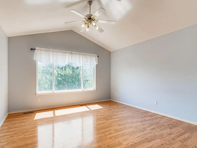 Primary suite.
