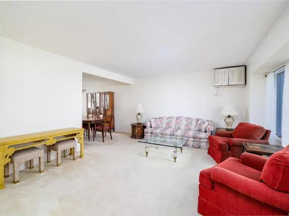 2492 Washington Boulevard, North Bellmore, NY 11710