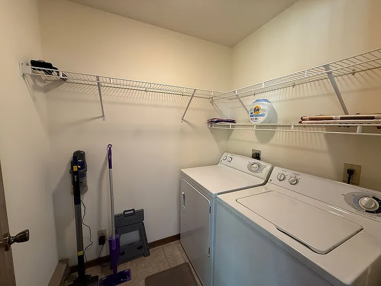 High Point Commons Apartments — Photo 86