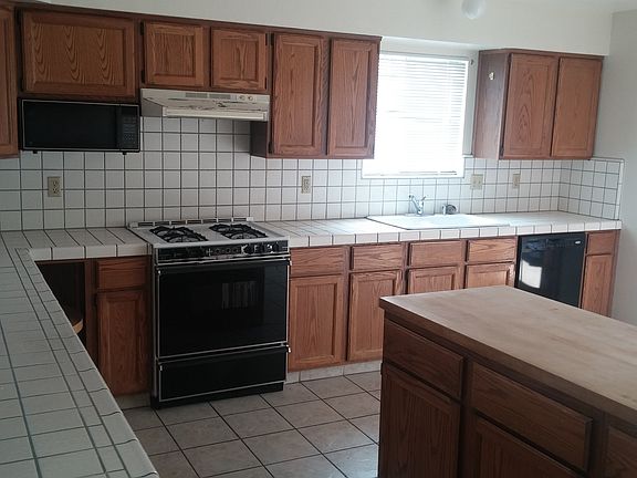 5th image of 39 Brentwood Dr