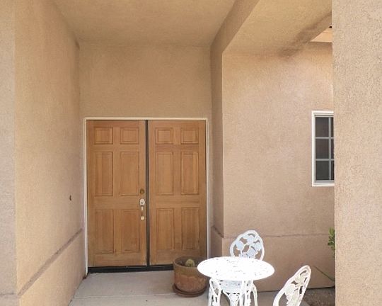 4th image of 12938 Acacia Ave