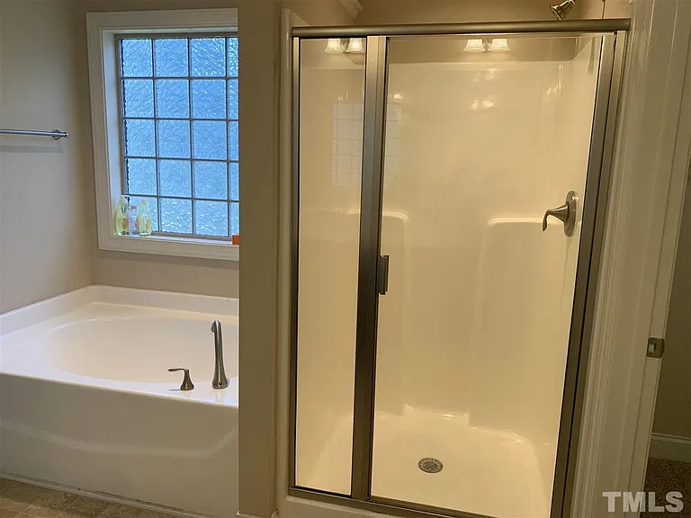 241 Sweet Violet Dr — Photo 19