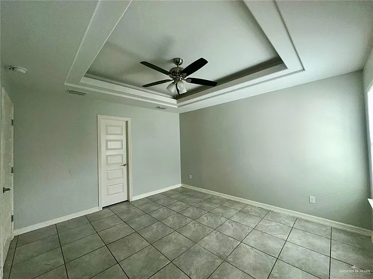 205 Teak Dr #4 — Photo 6