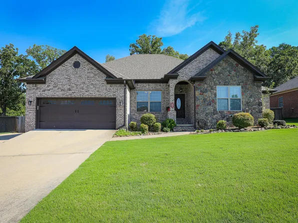 506 Scarlet Oaks Cv, Benton, AR 72019