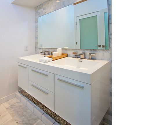 3rd image of 915 5th St #B