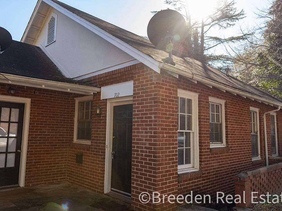 1st image of 702 W Union St