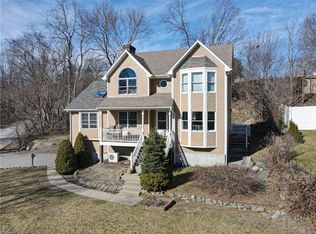 121 Meadow Rd, North Providence, RI 02904
